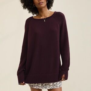 American Eagle Aerie Bistro Crewneck Oversize Sweater in Cool Berry